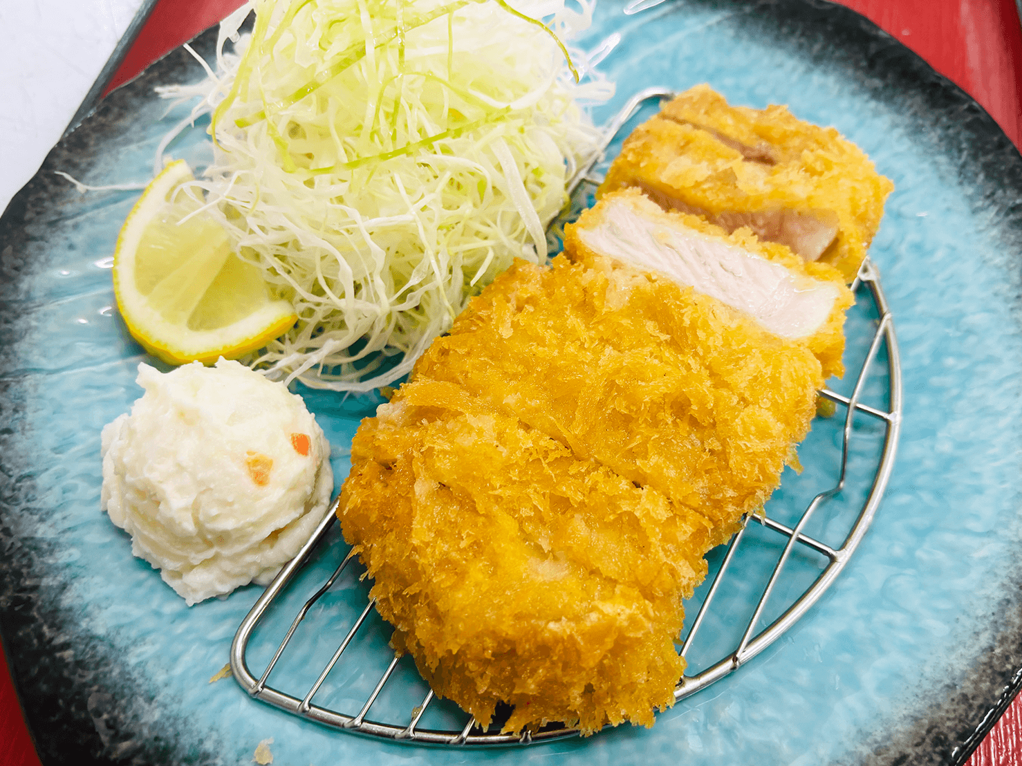 アボカド特上ロースかつ定食